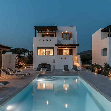 Nautilus, Plaka Naxos, By Naxosvibe Agios Arsenios